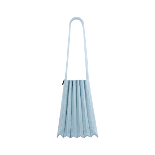 PLEATSMAMA Light Shoulder Bag Light Blue PLEATSMAMA Light Shoulder Bag Light Blue